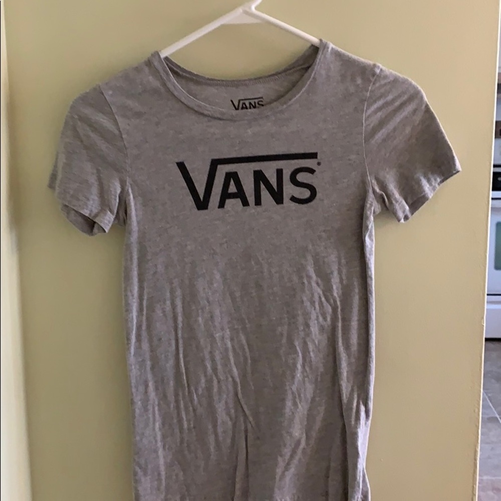 Grey vans t-shirt